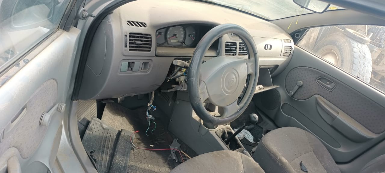  Kia RIO 2003    EN DESARME